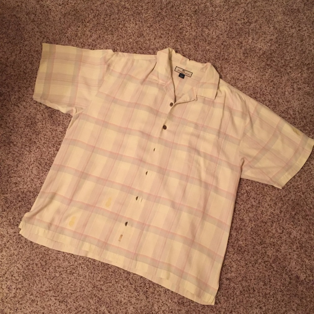 Men’s Tommy Bahama Short Sleeve 100% Silk Shirt